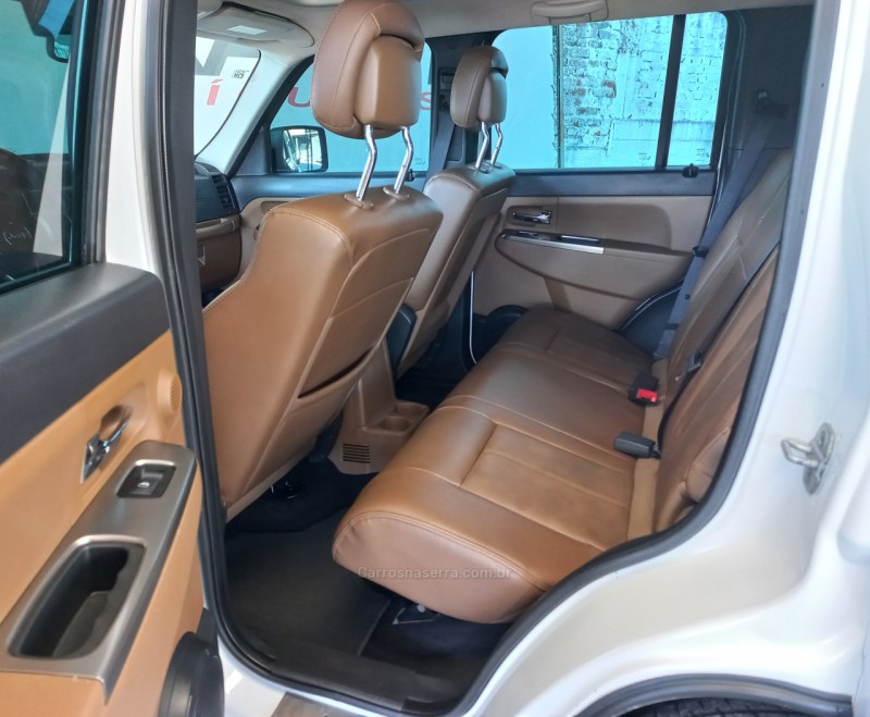 CHEROKEE 3.7 LIMITED 4X4 V6 12V GASOLINA 4P AUTOMÁTICO - 2012 - CAXIAS DO SUL