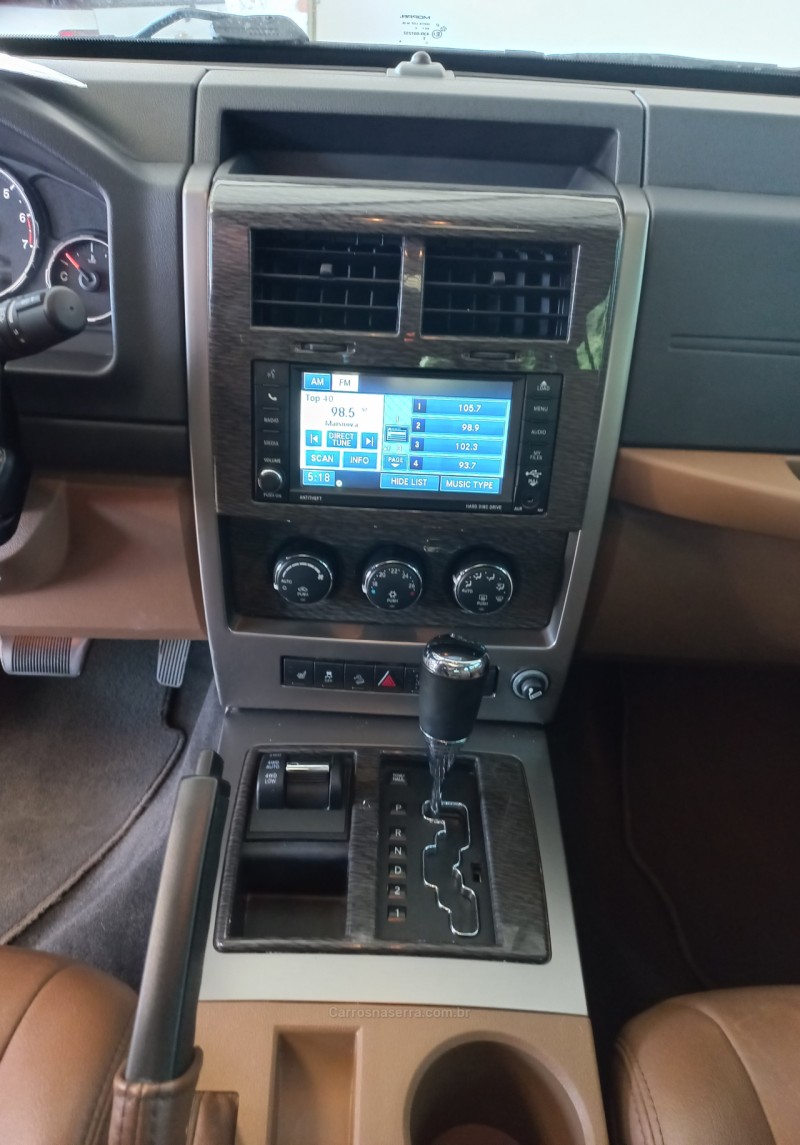 CHEROKEE 3.7 LIMITED 4X4 V6 12V GASOLINA 4P AUTOMÁTICO - 2012 - CAXIAS DO SUL
