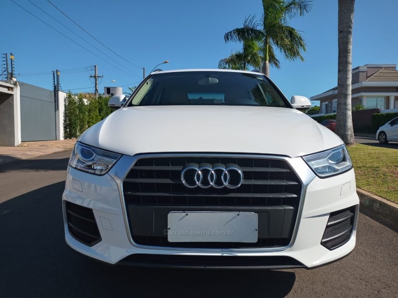 Q3 1.4 TFSI AMBIENTE GASOLINA 4P S TRONIC - 2016 - FARROUPILHA
