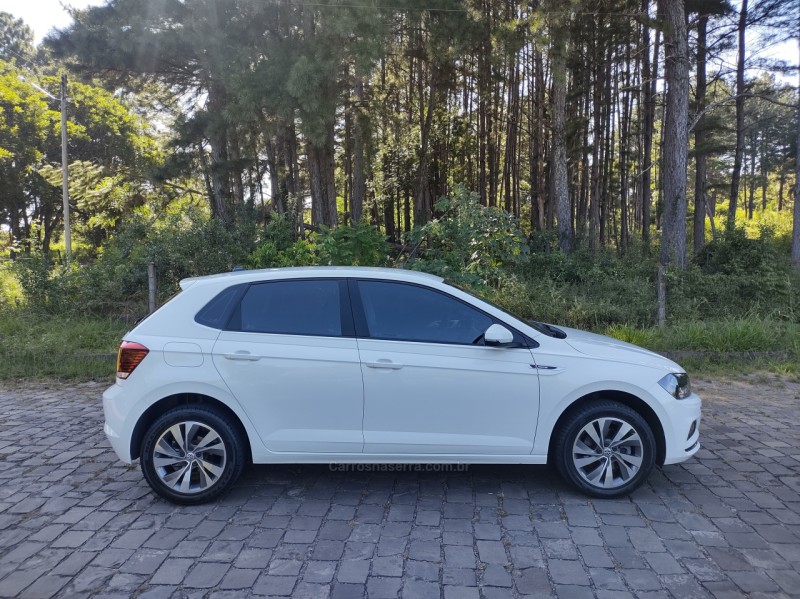 POLO 1.0	200 TSI HIGHLINE AUTOMÁTICO    - 2019 - NOVA PRATA