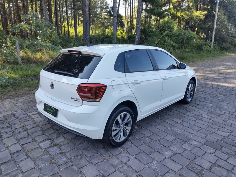POLO 1.0	200 TSI HIGHLINE AUTOMÁTICO    - 2019 - NOVA PRATA