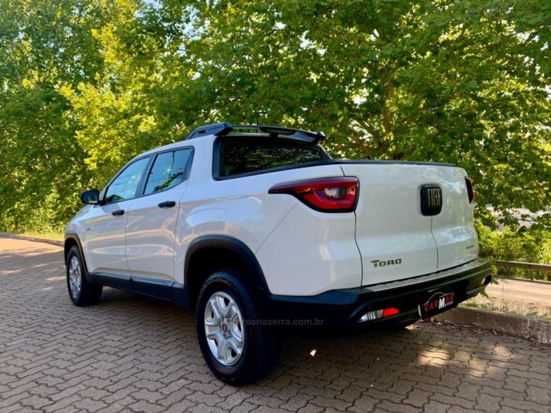 TORO 2.0 16V TURBO DIESEL FREEDOM MANUAL - 2018 - DOIS IRMãOS