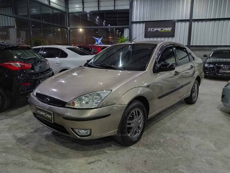 focus 1.6 glx sedan 8v gasolina 4p manual 2005 campo bom