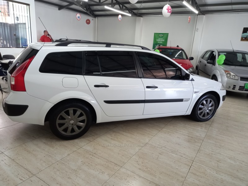MÉGANE 1.6 DYNAMIQUE GRAND TOUR 16V FLEX 4P MANUAL - 2013 - CAXIAS DO SUL