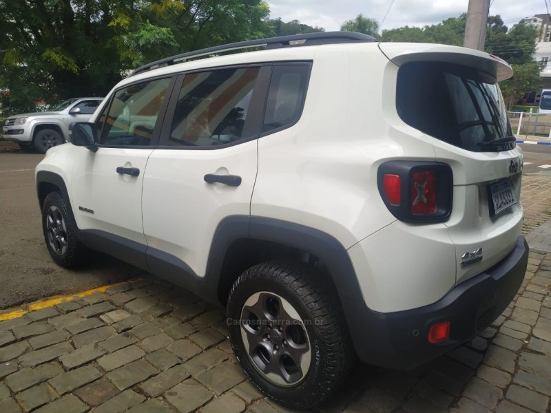 RENEGADE 2.0 16V TURBO DIESEL SPORT 4P 4X4 AUTOMÁTICO - 2016 - MARAU