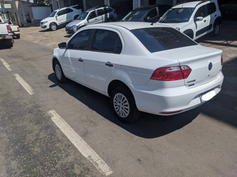 VOYAGE 1.6 MI TRENDLINE 8V FLEX 4P MANUAL - 2017 - GUAPORé