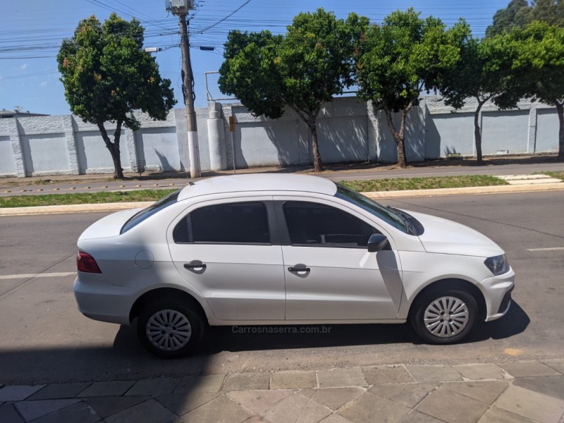 VOYAGE 1.6 MI TRENDLINE 8V FLEX 4P MANUAL - 2017 - GUAPORé