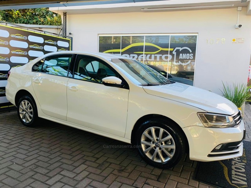 JETTA 2.0 COMFORTLINE FLEX 4P TIPTRONIC