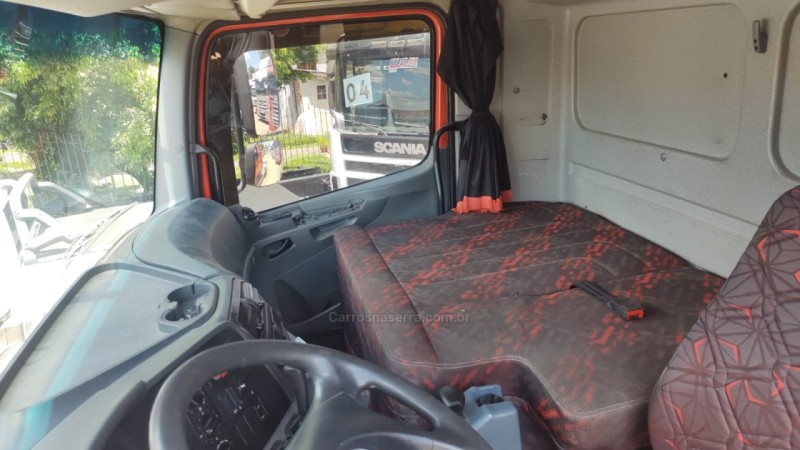 AXOR 2540 S 6X2 - 2011 - PORTãO
