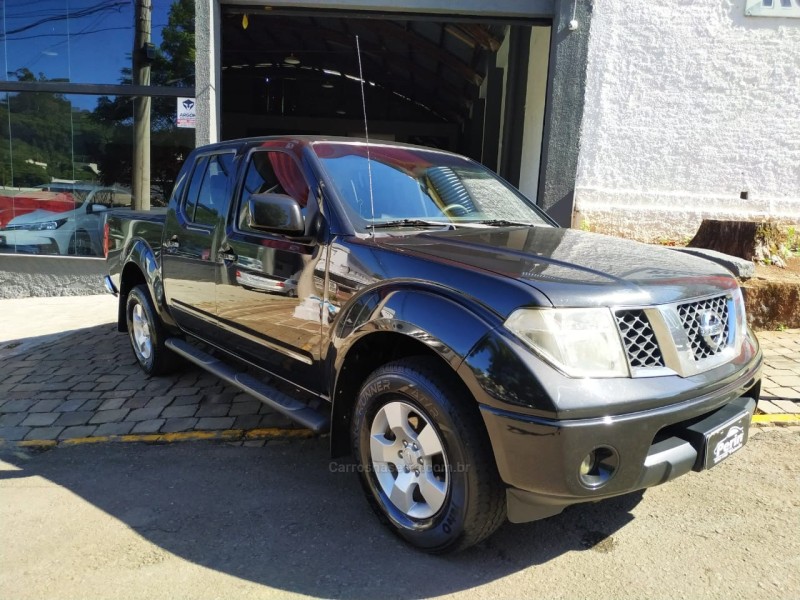 FRONTIER 2.5 SE 4X4 CD TURBO ELETRONIC DIESEL 4P MANUAL - 2012 - MARAU