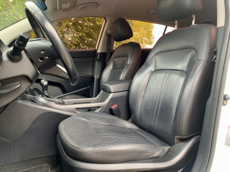 SPORTAGE 2.0 EX 4X2 16V GASOLINA 4P MANUAL - 2013 - DOIS IRMãOS