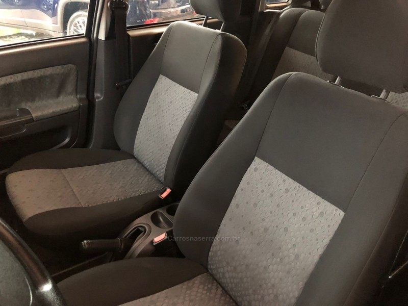 FIESTA 1.6 MPI HATCH 8V FLEX 4P MANUAL - 2011 - IGREJINHA