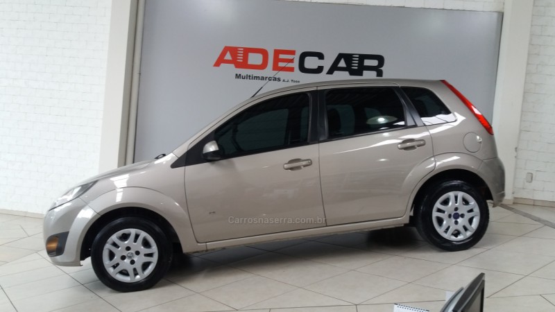 FIESTA 1.0 ROCAM SE 8V FLEX 4P MANUAL - 2014 - FARROUPILHA