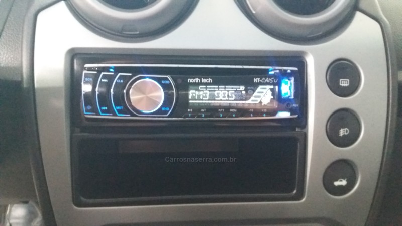FIESTA 1.0 ROCAM SE 8V FLEX 4P MANUAL - 2014 - FARROUPILHA
