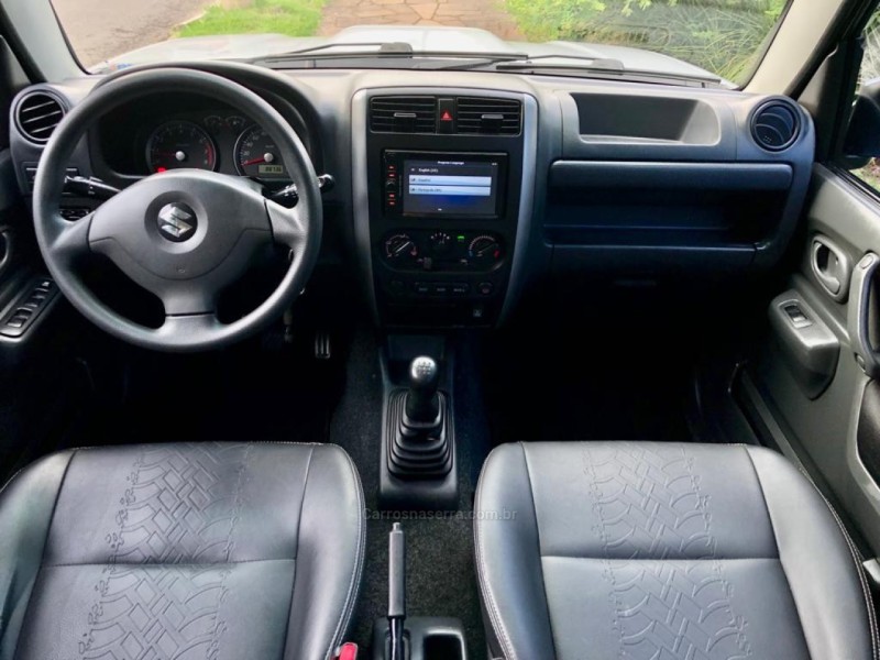 JIMNY 1.3 4SUN 4X4 16V GASOLINA 2P MANUAL - 2013 - TRêS COROAS