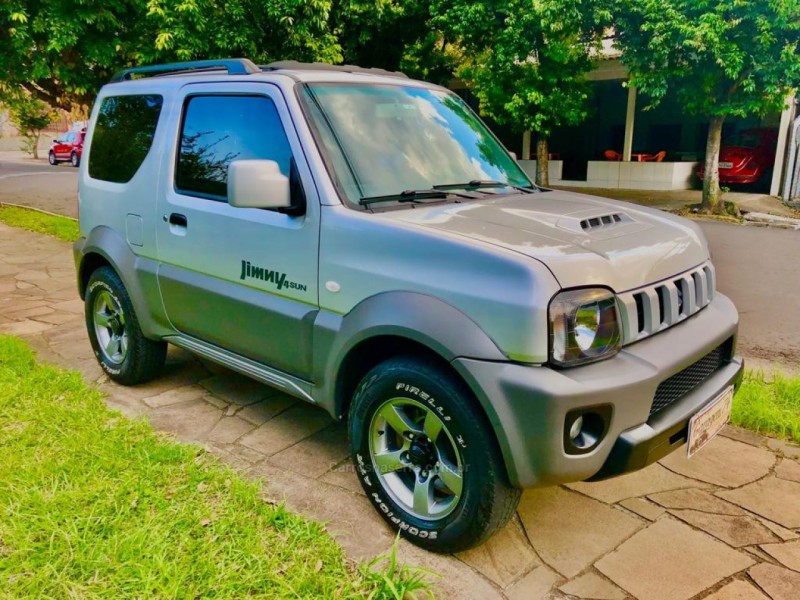 jimny 1.3 4sun 4x4 16v gasolina 2p manual 2013 tres coroas