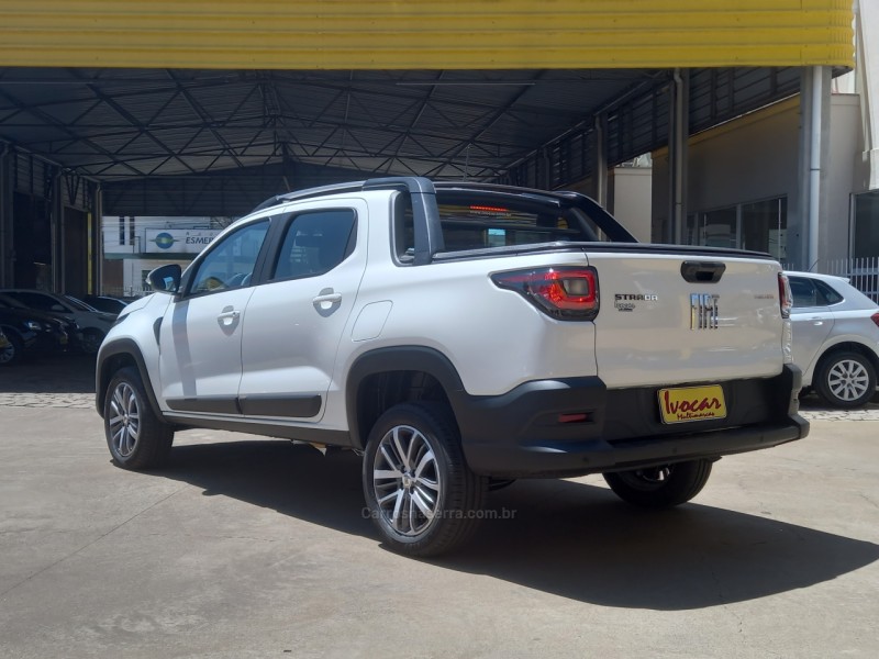 STRADA 1.3 VOLCANO CD 8V FLEX 4P MANUAL - 2022 - VACARIA