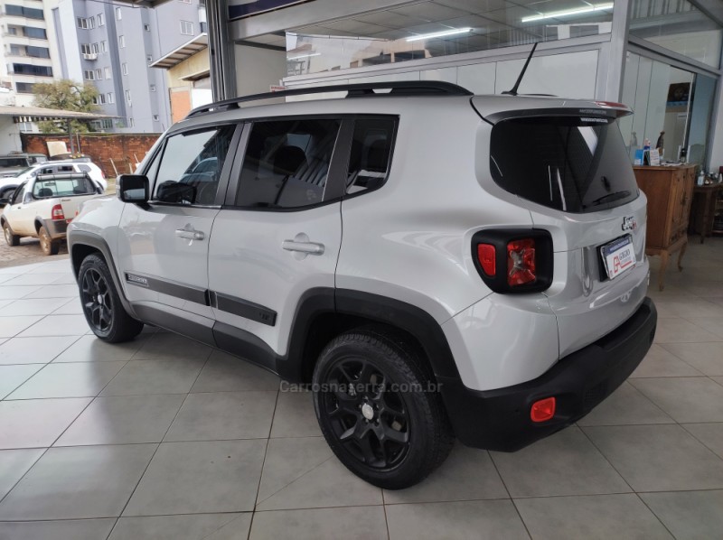 RENEGADE 1.8 16V FLEX LONGITUDE 4P AUTOMÁTICO - 2016 - TAPEJARA