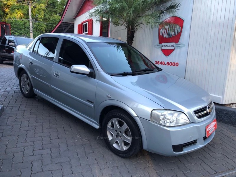 astra 2.0 mpfi advantage sedan 8v flex 4p manual 2008 tres coroas