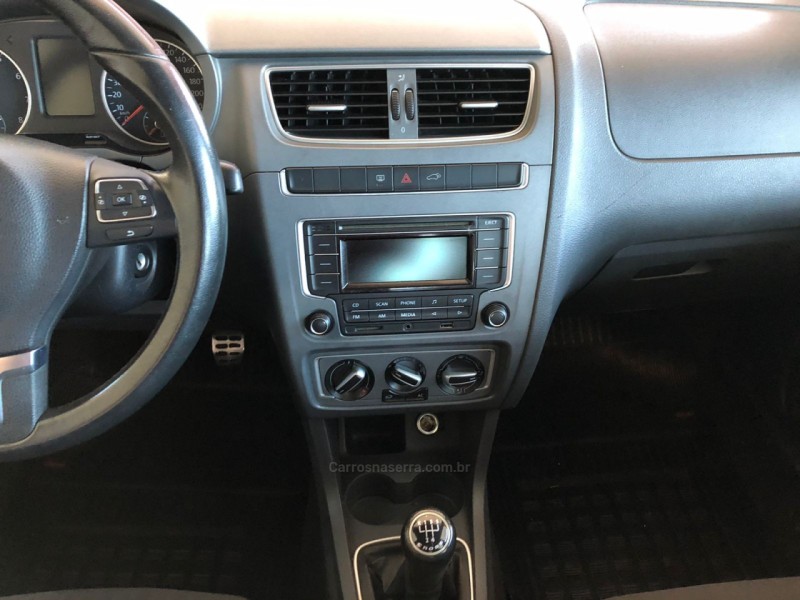 CROSSFOX 1.6 MI FLEX 8V 4P MANUAL - 2014 - IGREJINHA