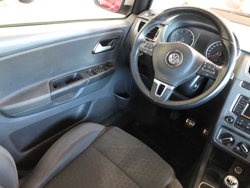 CROSSFOX 1.6 MI FLEX 8V 4P MANUAL - 2014 - IGREJINHA
