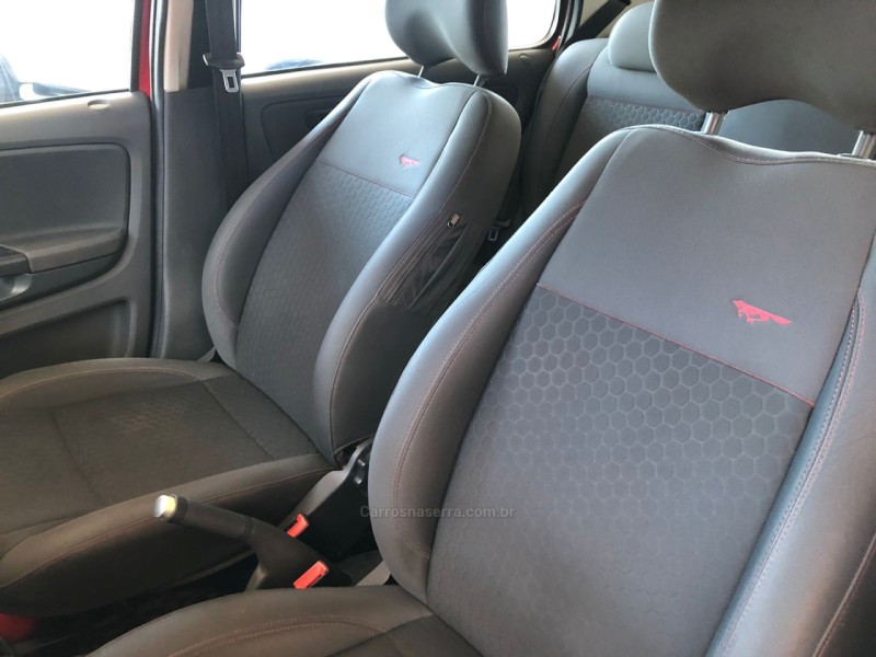 CROSSFOX 1.6 MI FLEX 8V 4P MANUAL - 2014 - IGREJINHA