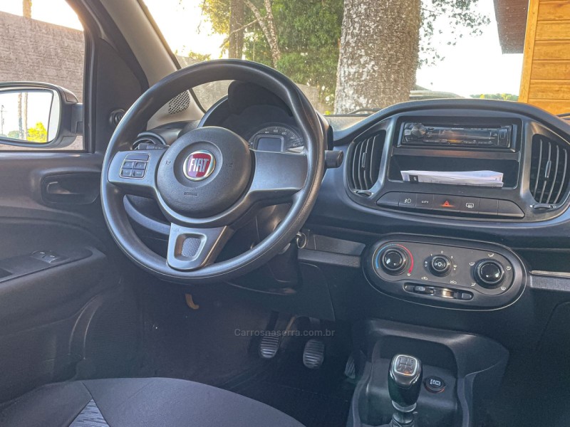 UNO 1.0 VIVACE 8V FLEX 4P MANUAL - 2017 - CANELA