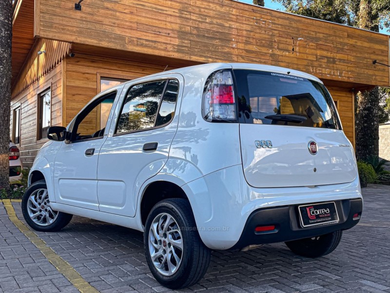 UNO 1.0 VIVACE 8V FLEX 4P MANUAL - 2017 - CANELA