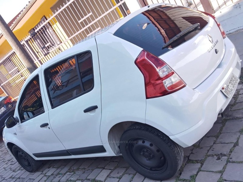 SANDERO 1.6 EXPRESSION 8V FLEX 4P MANUAL - 2013 - CAXIAS DO SUL
