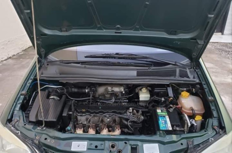 ZAFIRA 2.0 MPFI 8V GASOLINA 4P MANUAL - 2001 - CAXIAS DO SUL