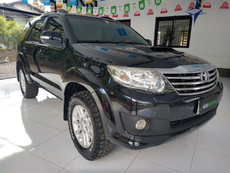 HILUX SW4 3.0 SRV 4X4 16V TURBO INTERCOOLER DIESEL 4P AUTOMÁTICO - 2013 - IGREJINHA