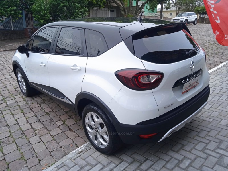 CAPTUR 1.6 16V FLEX ZEN AUTOMÁTICO - 2018 - CAXIAS DO SUL