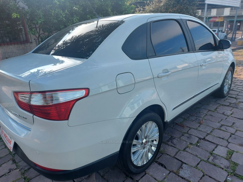 GRAND SIENA 1.6 MPI ESSENCE 16V FLEX 4P MANUAL - 2014 - CAXIAS DO SUL