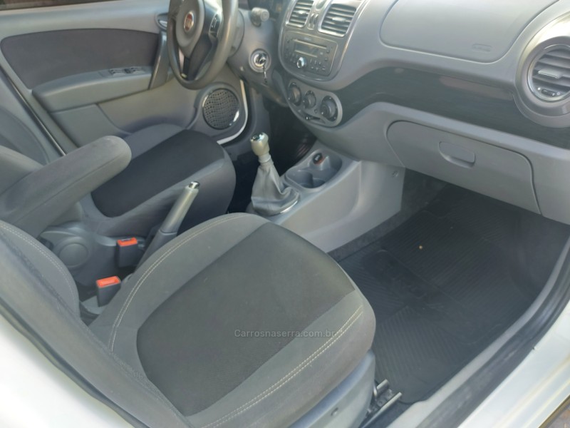GRAND SIENA 1.6 MPI ESSENCE 16V FLEX 4P MANUAL - 2014 - CAXIAS DO SUL