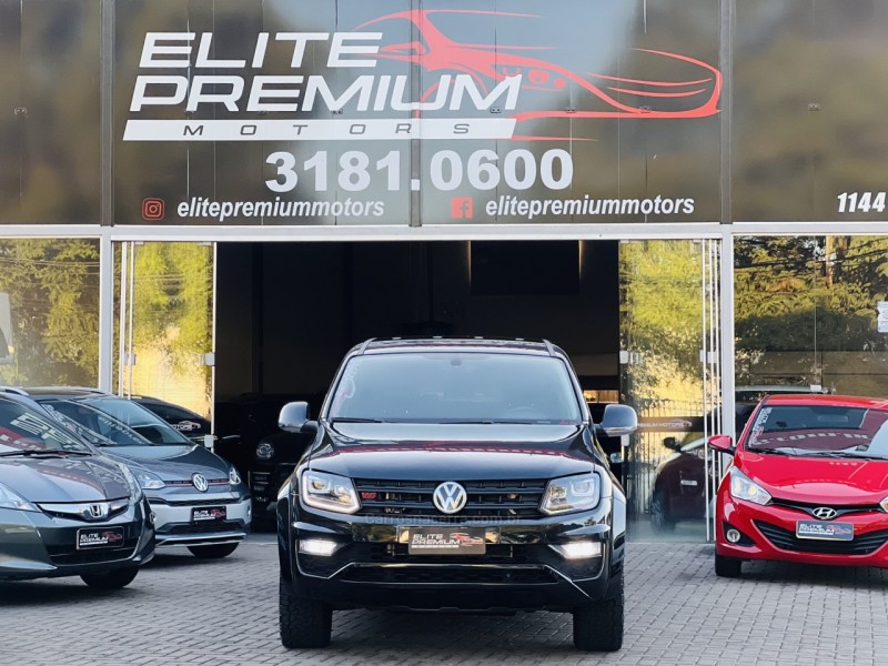 AMAROK 3.0 V6 TDI HIGHLINE CD DIESEL 4MOTION AUTOMÁTICO - 2018 - ESTâNCIA VELHA