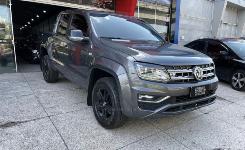 AMAROK 3.0 V6 TDI HIGHLINE CD DIESEL 4MOTION AUTOMÁTICO - 2019 - NOVO HAMBURGO
