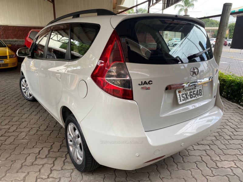 J6 2.0 16V GASOLINA 4P MANUAL - 2012 - CAXIAS DO SUL
