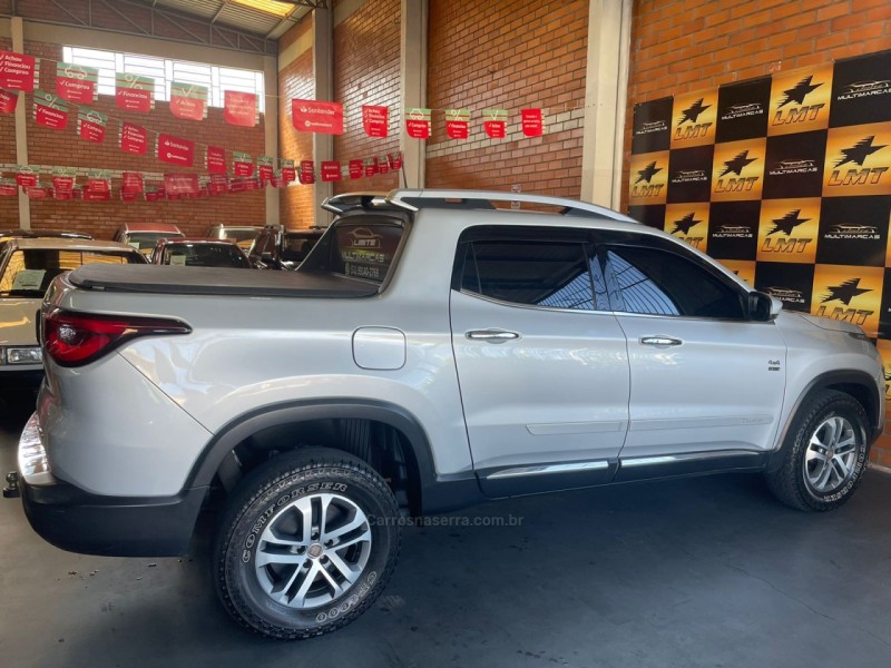 TORO 2.0 16V TURBO DIESEL VOLCANO 4WD AUTOMÁTICO - 2017 - NOVO HAMBURGO