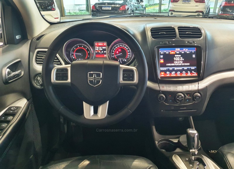 JOURNEY 2.7 SXT V6 GASOLINA 4P AUTOMÁTICO - 2014 - FARROUPILHA