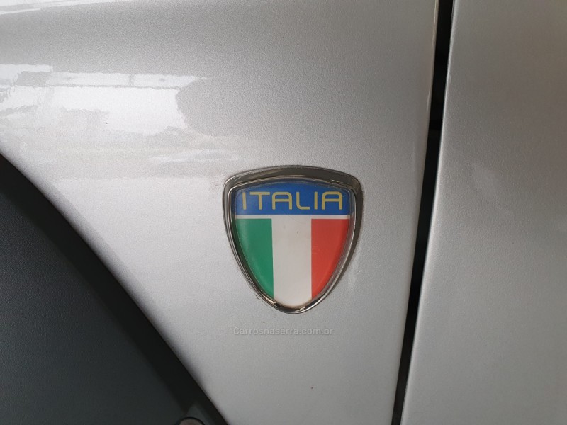 PALIO 1.8 MPI ADVENTURE WEEKEND ITALIA 16V FLEX MANUAL - 2012 - FARROUPILHA