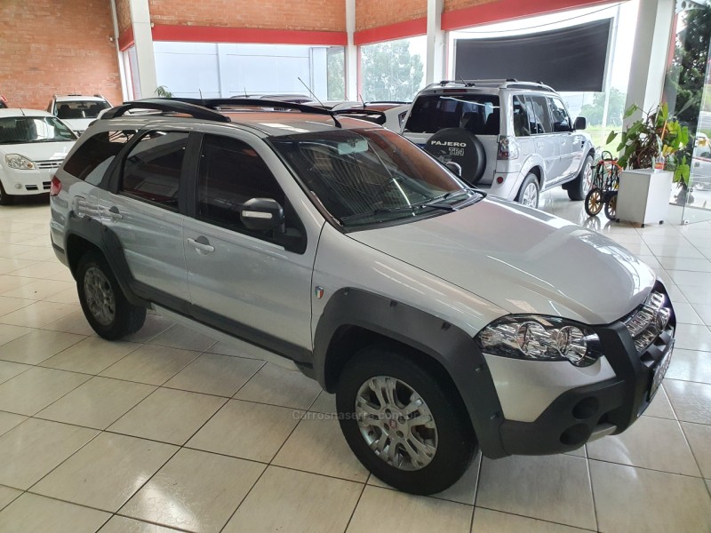 PALIO 1.8 MPI ADVENTURE WEEKEND ITALIA 16V FLEX MANUAL - 2012 - FARROUPILHA