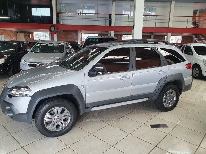 PALIO 1.8 MPI ADVENTURE WEEKEND ITALIA 16V FLEX MANUAL - 2012 - FARROUPILHA