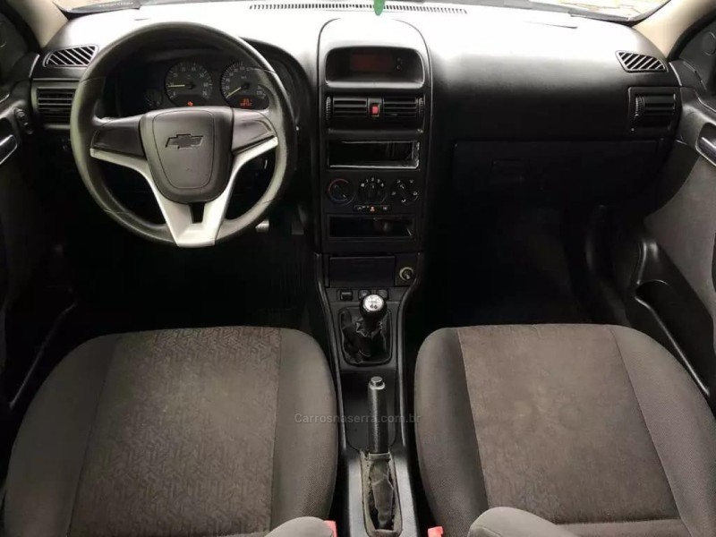ASTRA 2.0 MPFI COMFORT SEDAN 8V FLEX 4P MANUAL - 2005 - TRêS COROAS