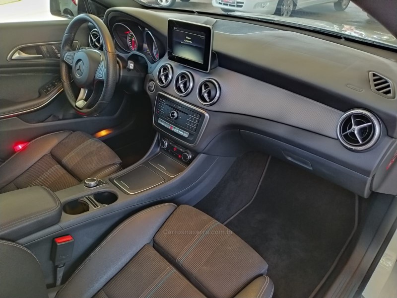 CLA 200 1.6 VISION 16V FLEX 4P AUTOMÁTICO - 2018 - CAXIAS DO SUL