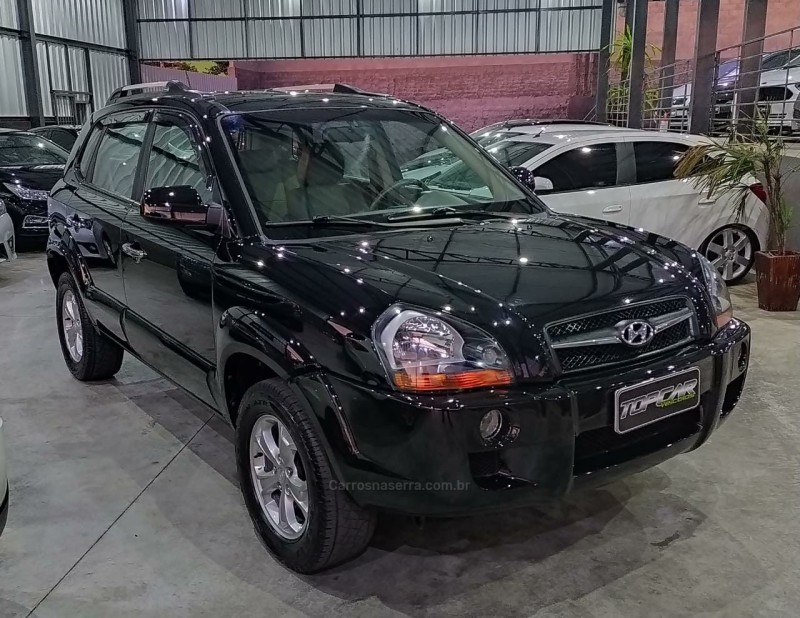 TUCSON 2.0 MPFI GL 16V 2WD GASOLINA 4P AUTOMÁTICO - 2015 - CAMPO BOM