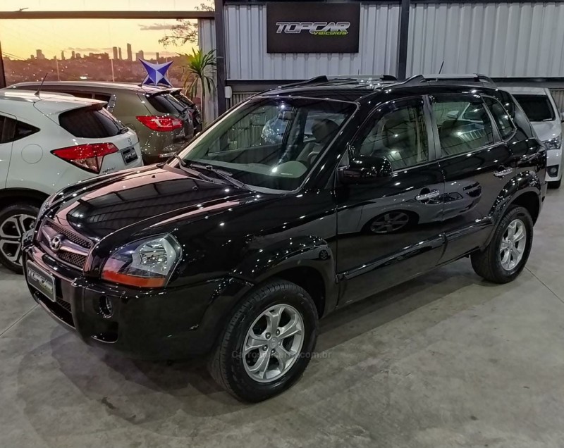 TUCSON 2.0 MPFI GL 16V 2WD GASOLINA 4P AUTOMÁTICO