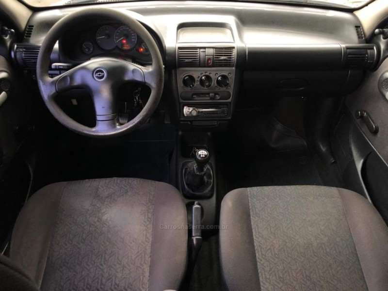 CLASSIC 1.0 MPFI SPIRIT 8V FLEX 4P MANUAL - 2008 - TRêS COROAS