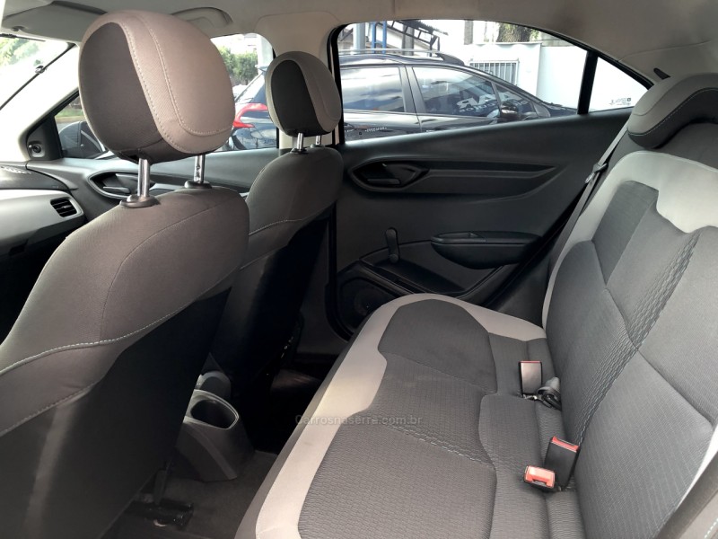 ONIX 1.0  LT 12V FLEX 4P MANUAL - 2015 - NOVO HAMBURGO