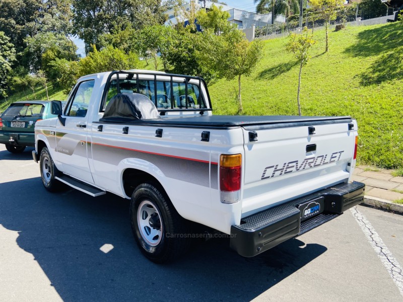 D20 4.0 CUSTOM DE LUXE CS 8V TURBO DIESEL 2P MANUAL - 1994 - BENTO GONçALVES