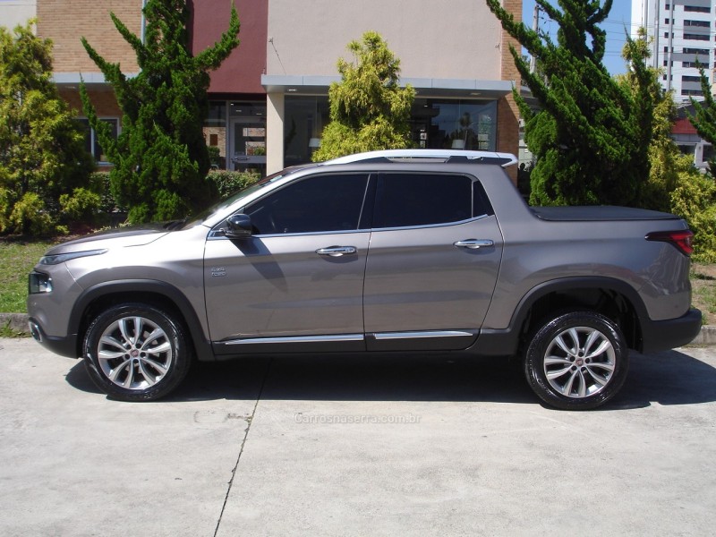 TORO 2.0 16V TURBO DIESEL VOLCANO 4WD AUTOMÁTICO - 2019 - CAXIAS DO SUL